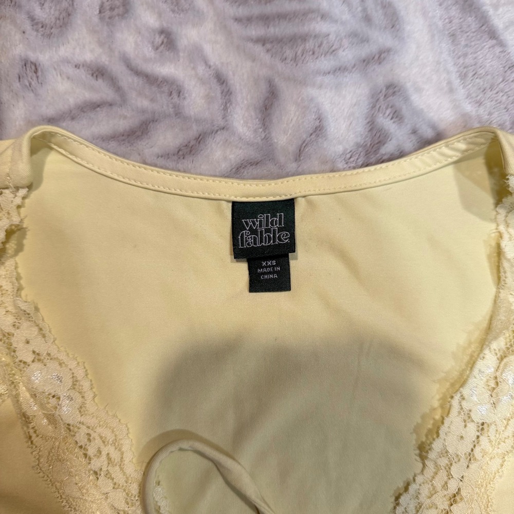 Wild Fable Sleeveless Top Women XXS Yellow Lace Tie Front Coquette Romantic - Picture 2 of 6